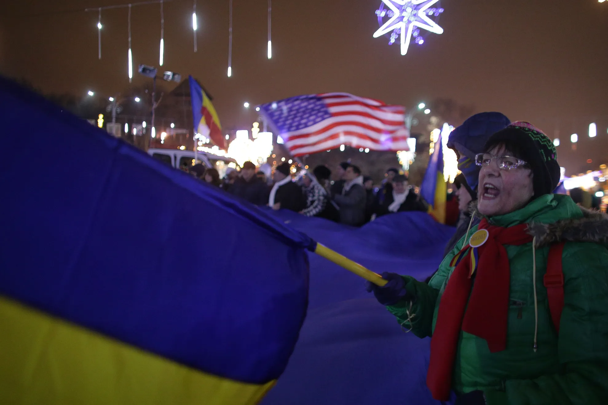 Un nou protest a avut loc în Piața Victoriei "eliberată". Mii de românii au ieșit și în alte orașe