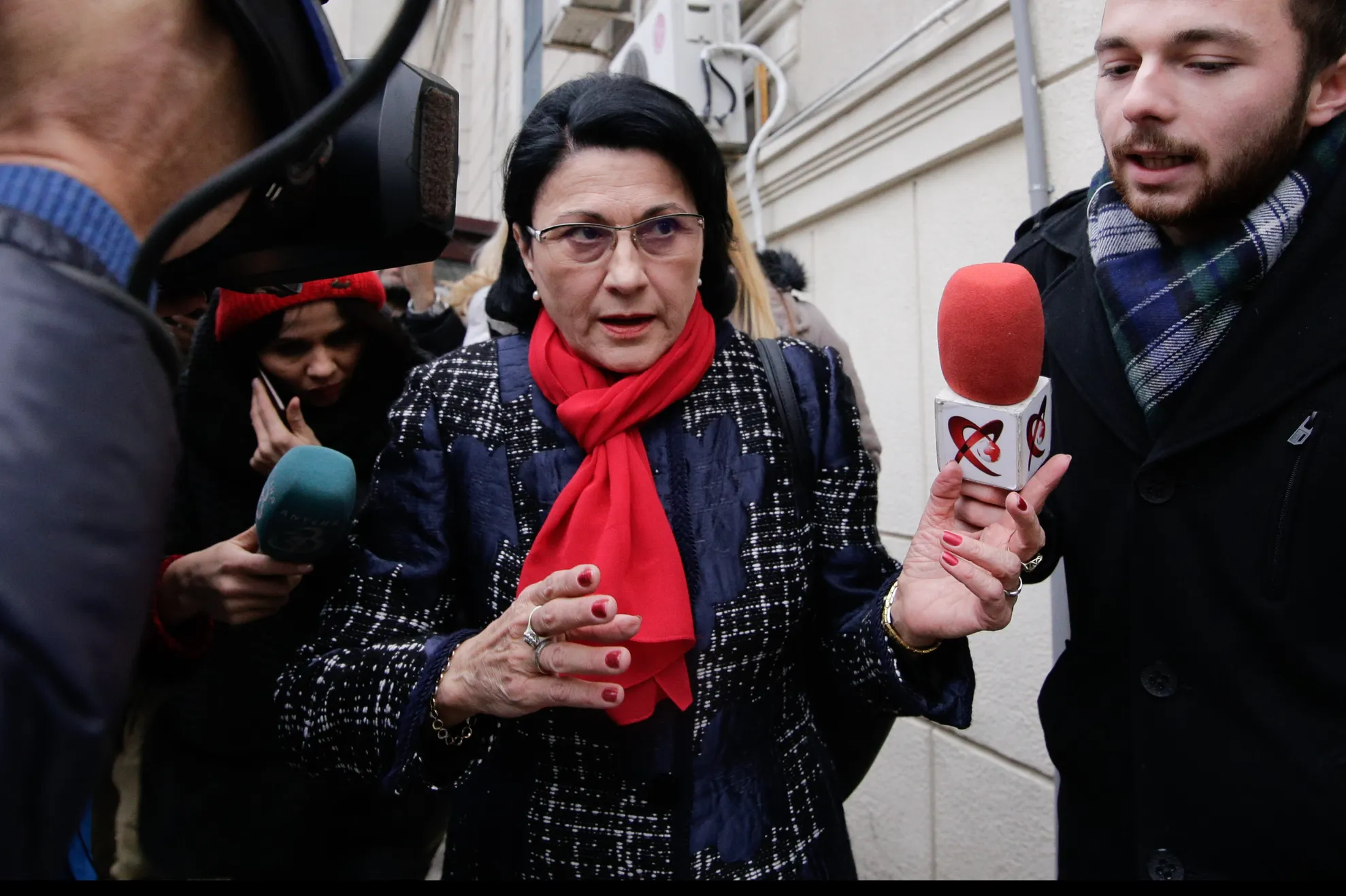 Ecaterina Andronescu, audiată la DNA în procesul lui Dinu Pescariu