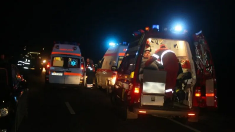 Accident grav lângă Sibiu: șapte persoane au fost rănite 