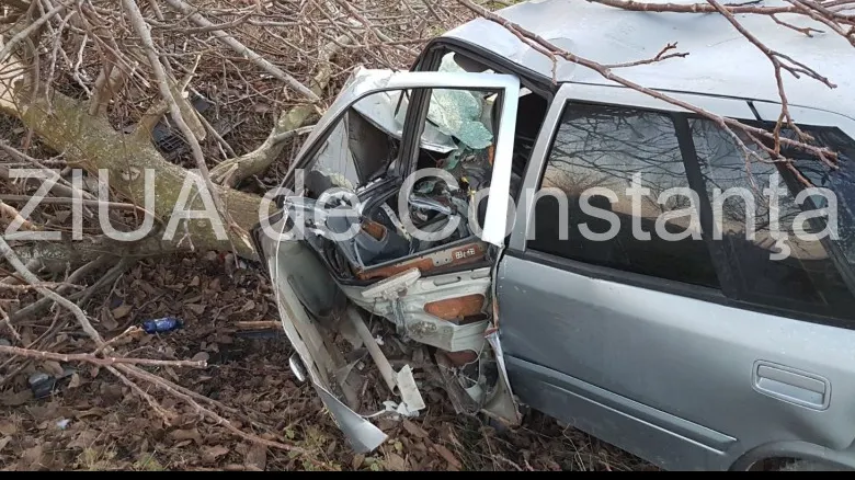 Accident cumplit pe DN3: o femeie a murit, şoferul - grav rănit