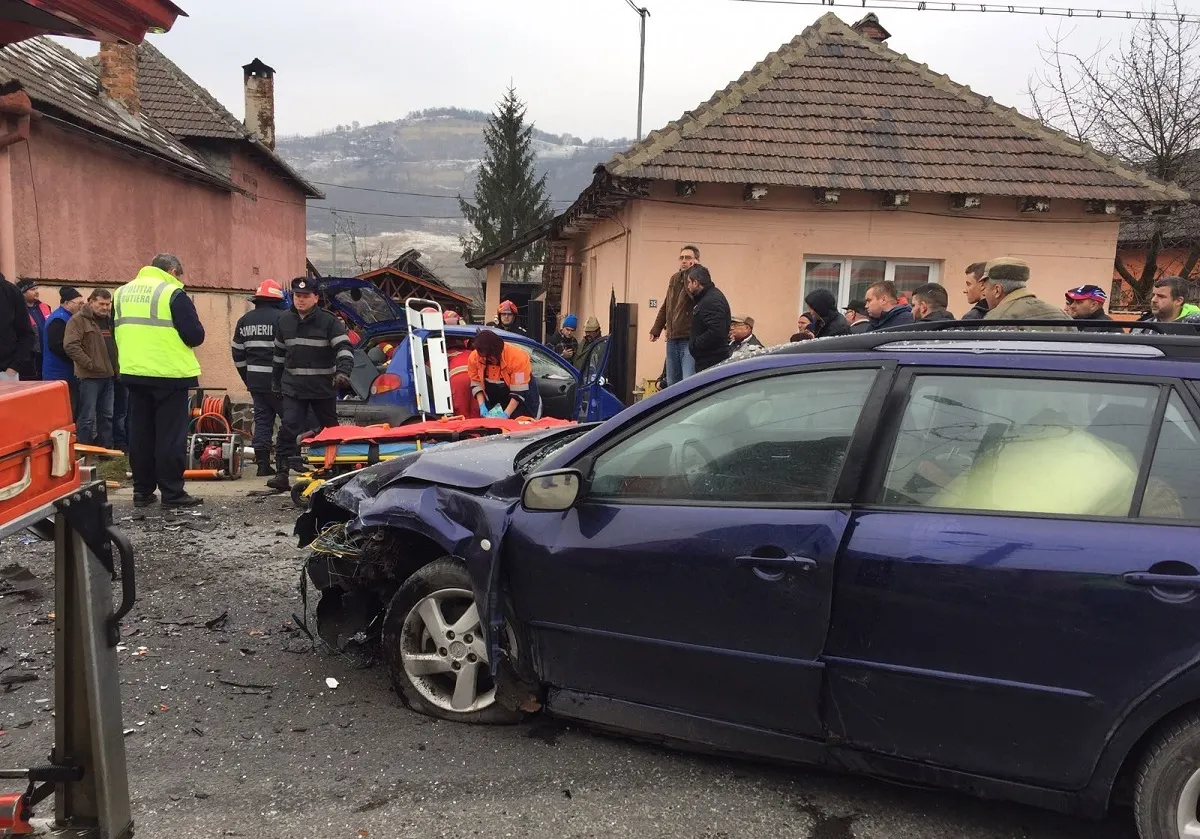 Grav accident de circulaţie, un bărbat a murit
