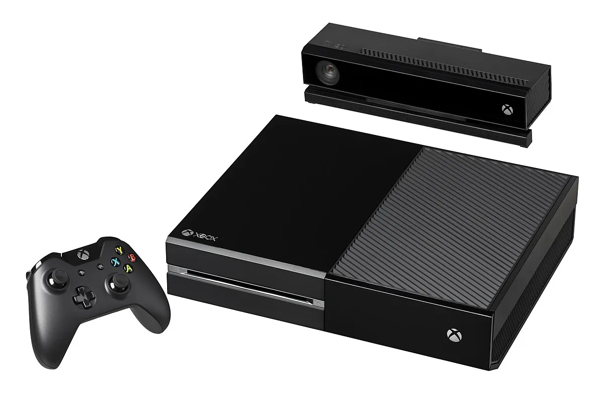 eMAG. Reduceri la Xbox One. Cat costa acum consolele