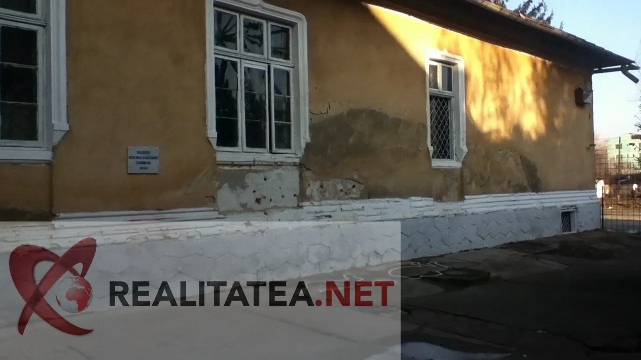 Cum arată zidul unde a fost împuşcat Nicolae Ceauşescu pe 25 decembrie 1989, la Târgovişte