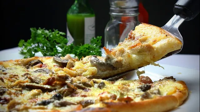 Cum să mănânci pizza și cartofi prăjiți fără să te îngrași