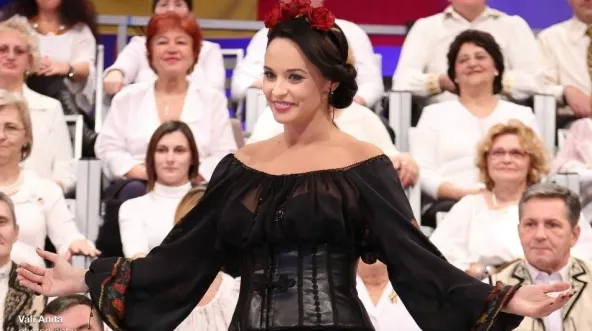 Cu cât era plătită Andreea Marin la "Surprize, surprize!"