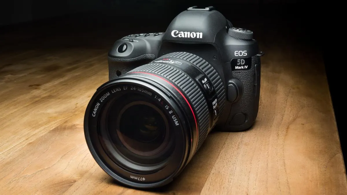 eMAG. Aparate foto DSLR cu reduceri cum rar prindem. Top 10 oferte