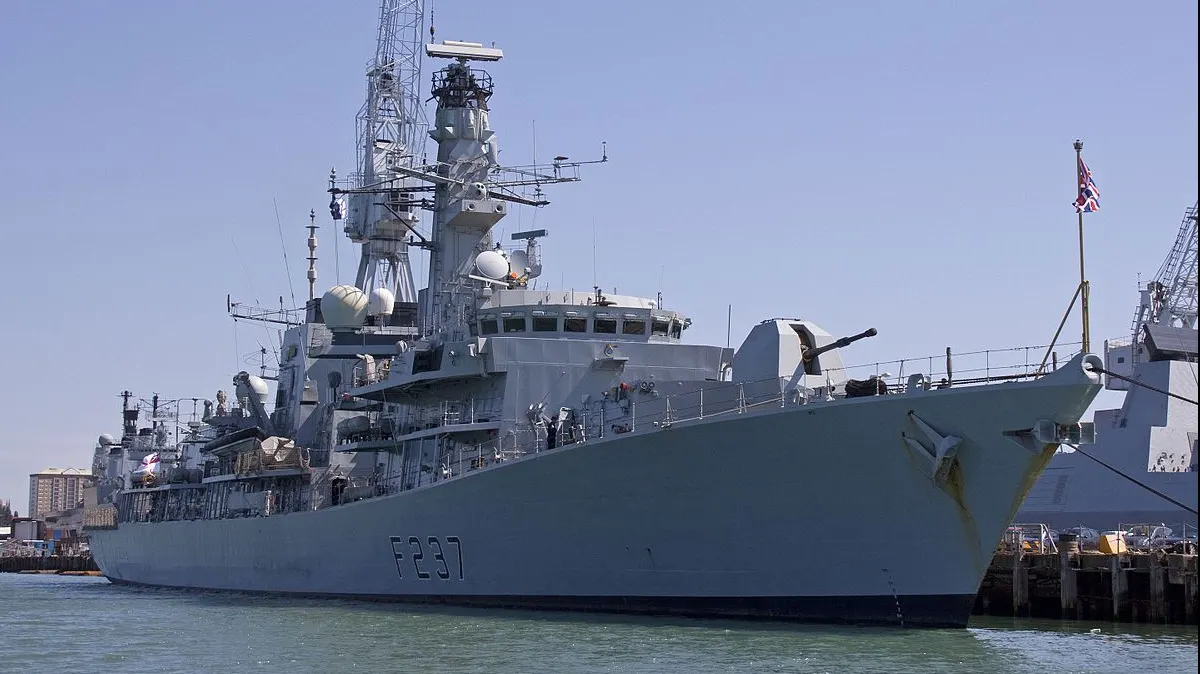 Nave militare ruseşti, INTERCEPTATE în Canalul Mânecii. Au fost escortate de o fregată britanică