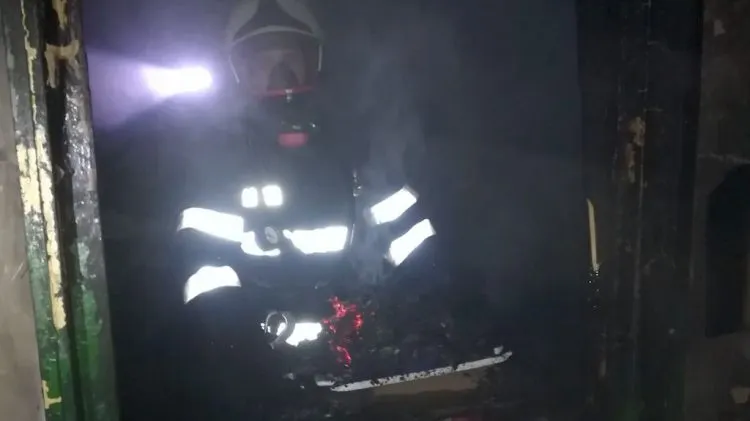 Incendiu într-un bloc din Mediaș. 17 persoane evacuate