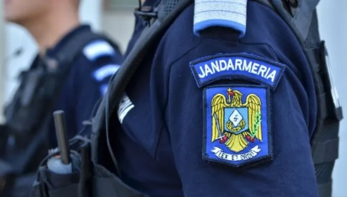 Jandarmul bătăuş îşi va continua activitatea în instituţie până la dovedirea vinovăţiei