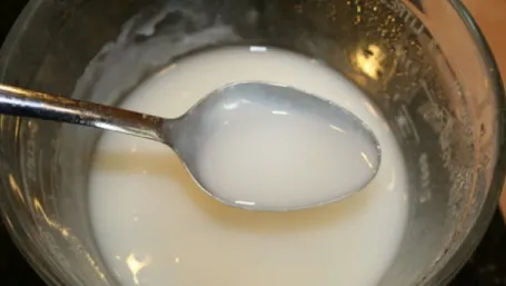 Băutura care te scapă de colăceii de pe burtă! Cum o prepari şi când trebuie băută