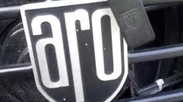 ARO. A renăscut ARO. L-au readus la viaţă, iar acum este un 4X4 modern. ARO Camarad