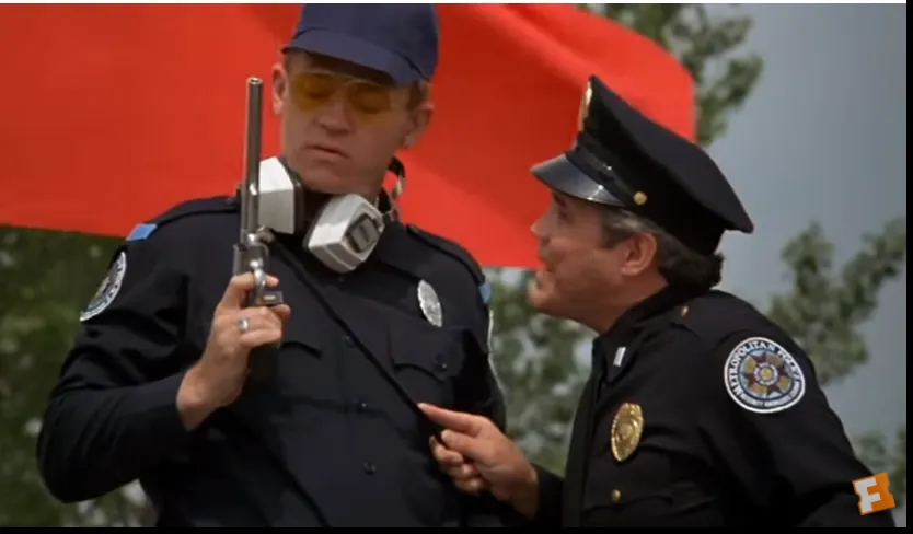 A murit realizatorul celebrei comedii ,,Academia de Poliție''(VIDEO)