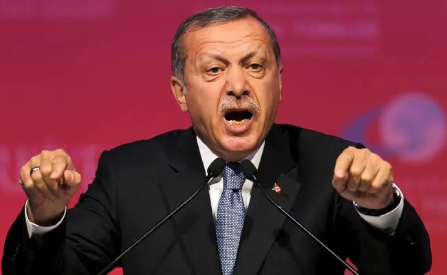 Război și pace. Erdogan, vizită istorică la Vatican. Tensiune maximă și proteste interzise la Roma