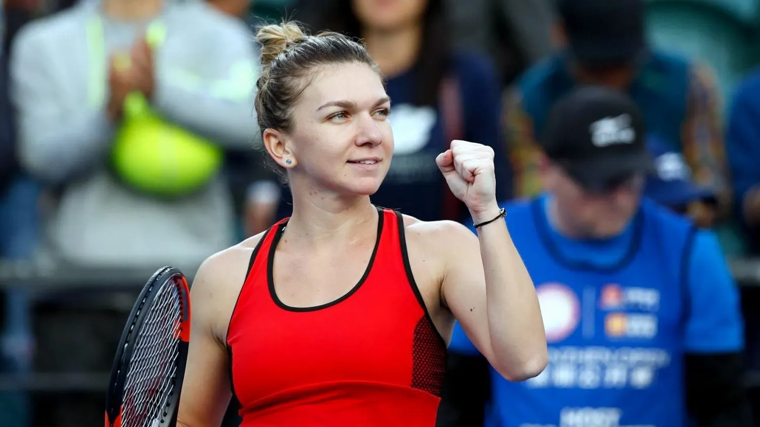 MINUNAT! Simona Halep a spulberat-o pe Karolina Pliskova şi este în semifinale la Australian Open