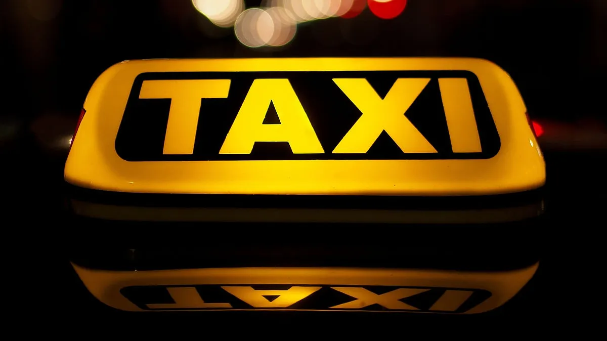 Reportaj Realitatea TV. Taximetriștii au legea lor