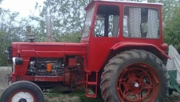 Tractor -imagine de arhivă