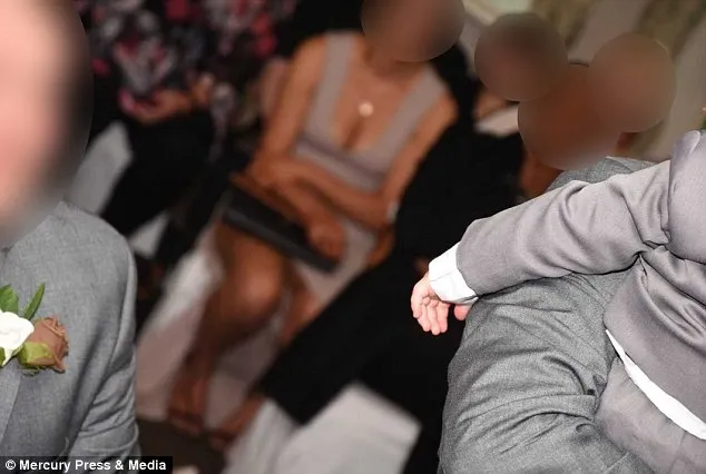 Fotografiile de nuntă care i-au făcut pe miri de ruşine. Ce a surprins fotograful