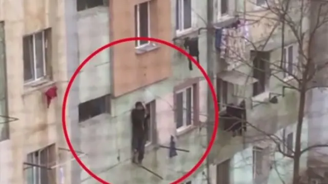 VIDEO. Supraviețuire miraculoasă a unui bărbat din Tulcea: a stat opt ore pe sârme