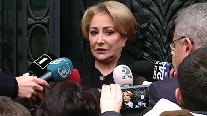 Premierul Dăncilă nu renunţă la Vâlcov: "Nu abandonez un om din echipă în momente grele"