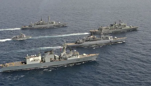 Nave de luptă NATO, în Portul Constanţa. Doritorii le pot vizita