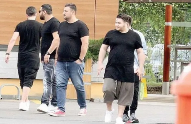 Cât de mult a slăbit fiul lui Borcea dupa ce s-a apucat de sport! Avea peste 100 de kilograme
