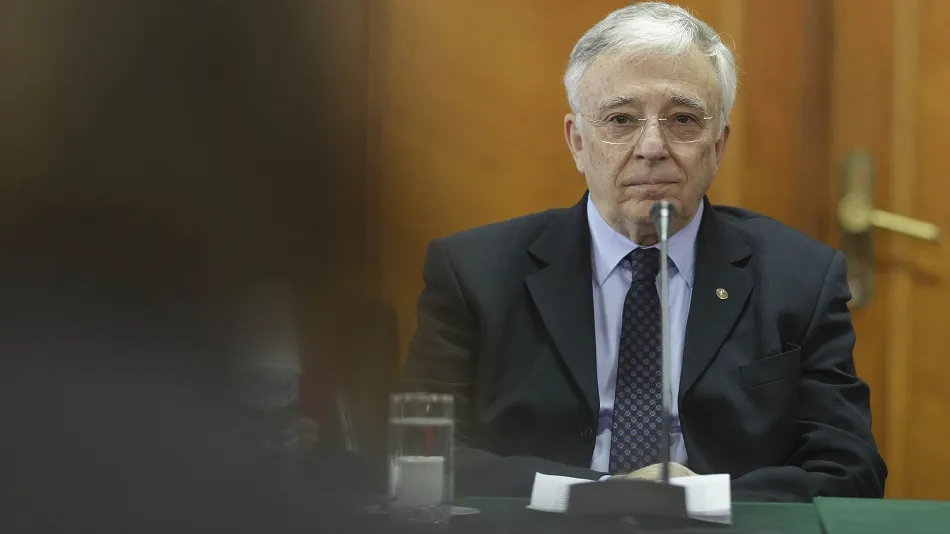BNR dă tonul pentru o nouă scumpire a creditelor