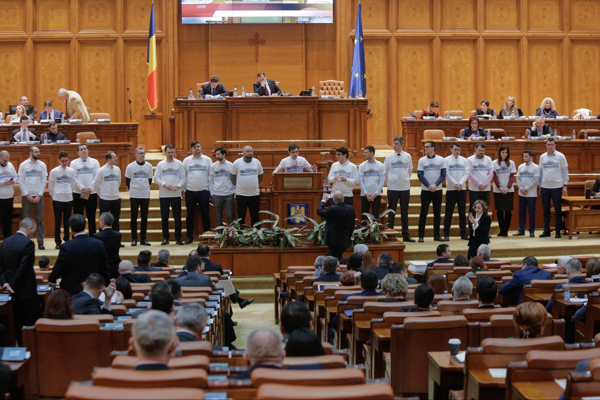 Legile Justiţiei, pe înţelesul tuturor. Ce s-a schimbat, după ce legile au fost puse în acord cu CCR