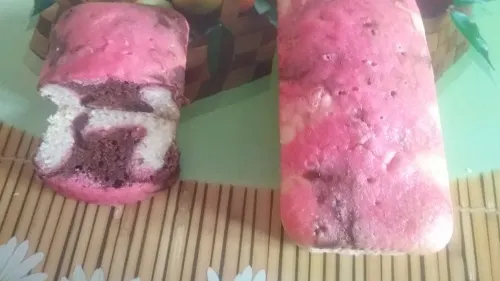 Cum să prepari cel mai gustos chec de post în trei culori. Iată reţeta