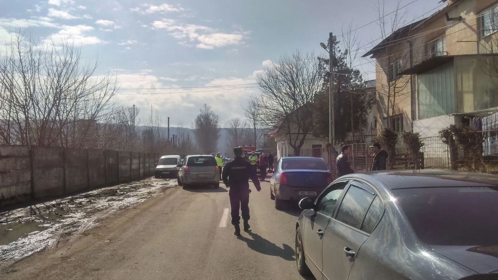 Bărbatul împuşcat în cap de un poliţist a murit la spital. Era nepotul fostului şef de la Rutieră