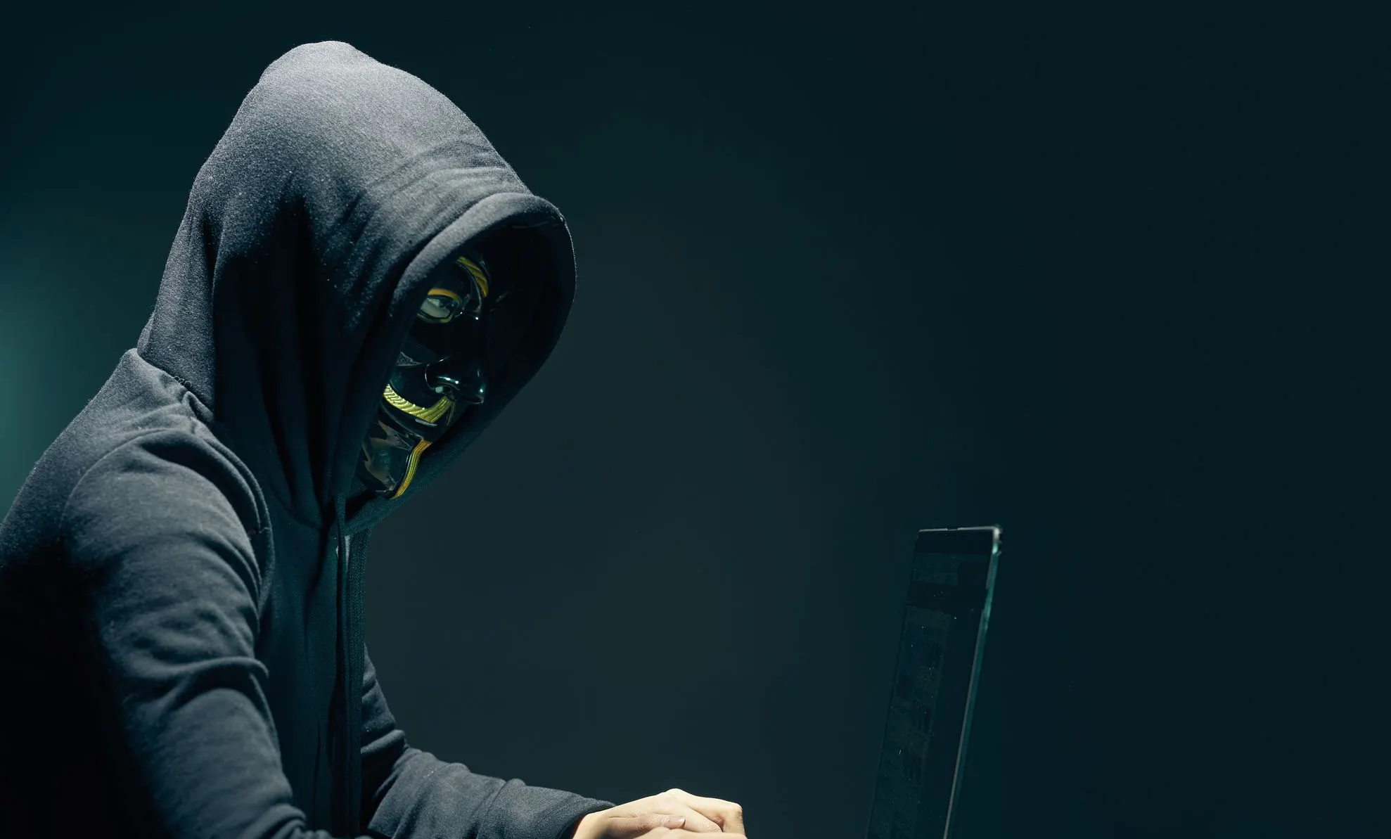  A apărut hacker-ul "Guccifer 2.0". Nu este român, ci agent rus. Cum a fost depistat