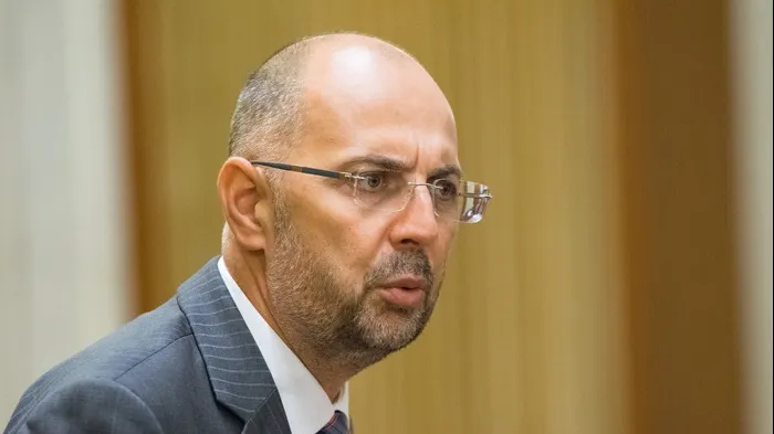Kelemen Hunor, discuție cu Liviu Dragnea, în biroul de la Camera Deputaților