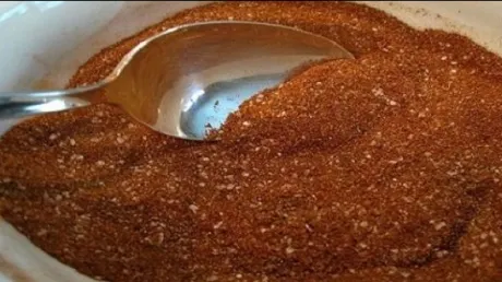 Ucigaşul obezităţii! O singură lingură pe zi te scapă de 15 kilograme pe lună!