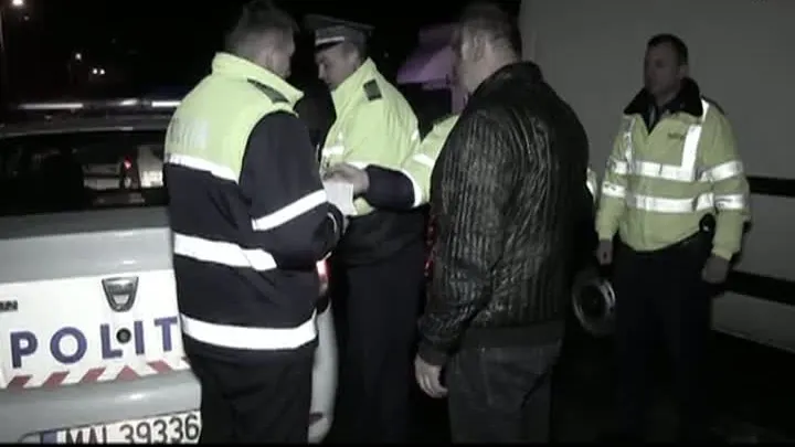 Intervenţie ca în filme pe o şosea din Cluj: Şofer, urmărit zeci de kilometri de poliţişti
