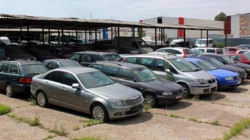 Mașini de lux la preț de nimic. Se vând autoturisme și la 1000 de euro