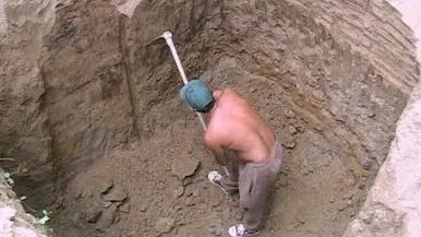 Descoperirea care ar putea rescrie istoria: unelte vechi de 90.000 de ani, găsite în Europa