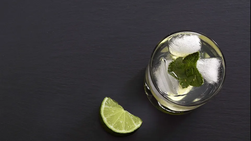 Ce se întâmplă dacă nu mai bei deloc alcool timp de câțiva ani