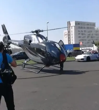 Aroganţa supremă la Mamaia. Aterizare periculoasă cu elicopterul în faţa clubului