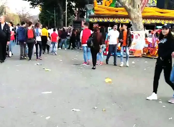 Mizerie de nedescris după Paşte. Orășelul Copiilor, îngropat în gunoi