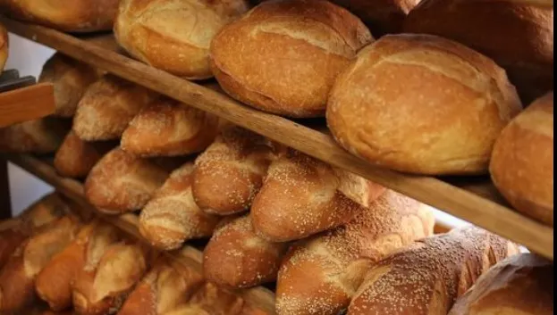 Ce se întâmplă în corpul tău dacă nu mai mănânci deloc pâine