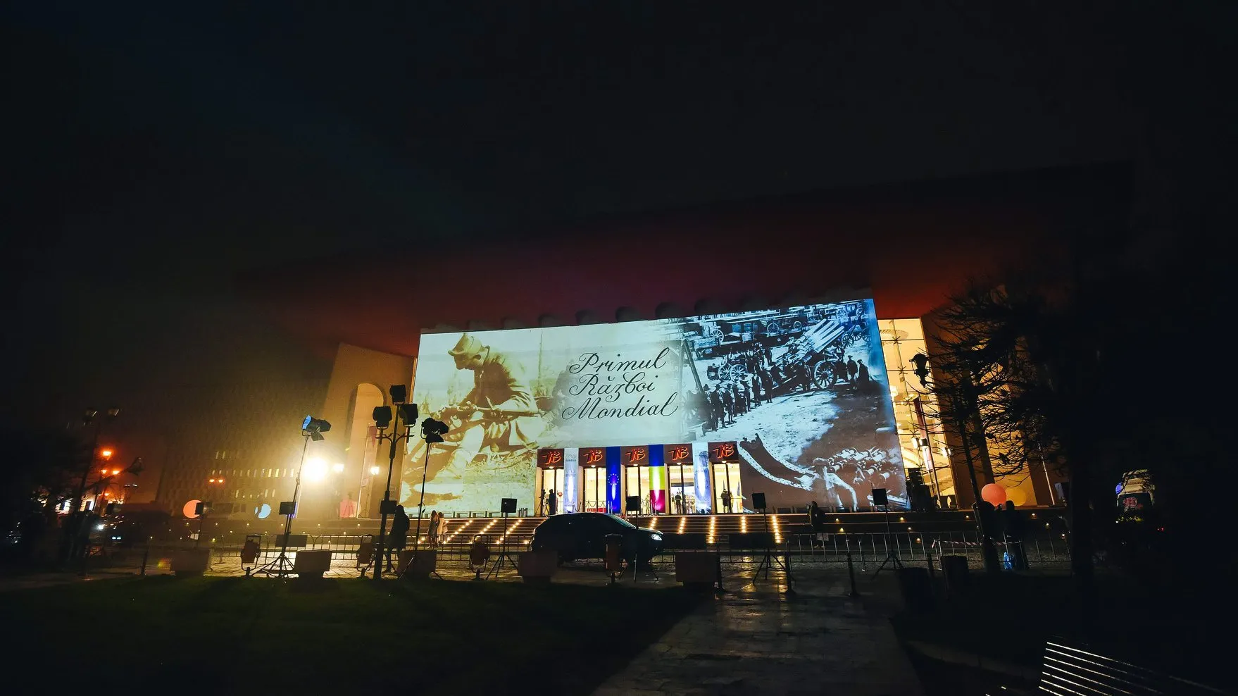 SPOTLIGHT - proiecții urbane, cel mai așteptat festival din Capitală, a luat startul
