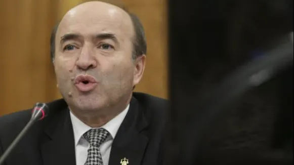  Tudorel Toader, în Parlament: ”Raportul GRECO, facultativ. Nu poate trece peste voința CCR”