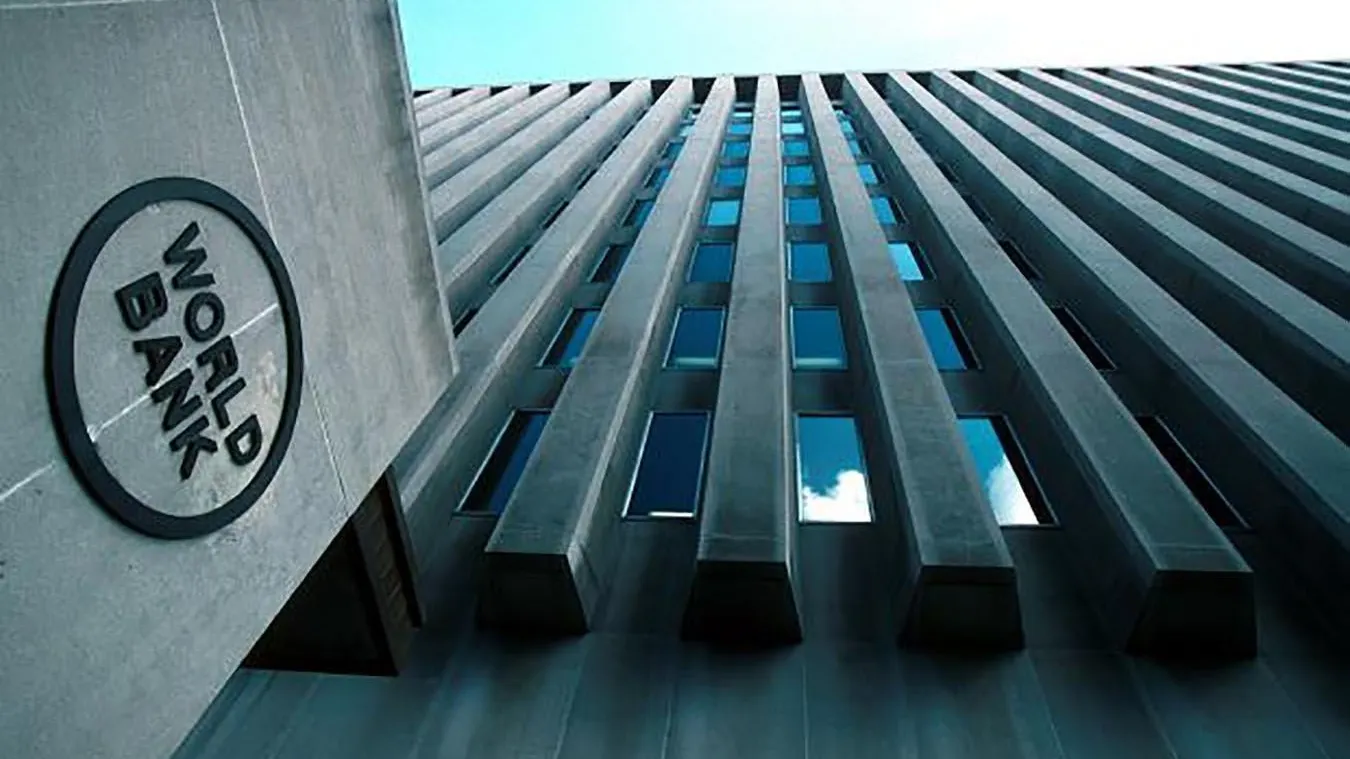 Banca Mondială anunţă vremuri tulburi, spectrul crizei e tot mai aproape