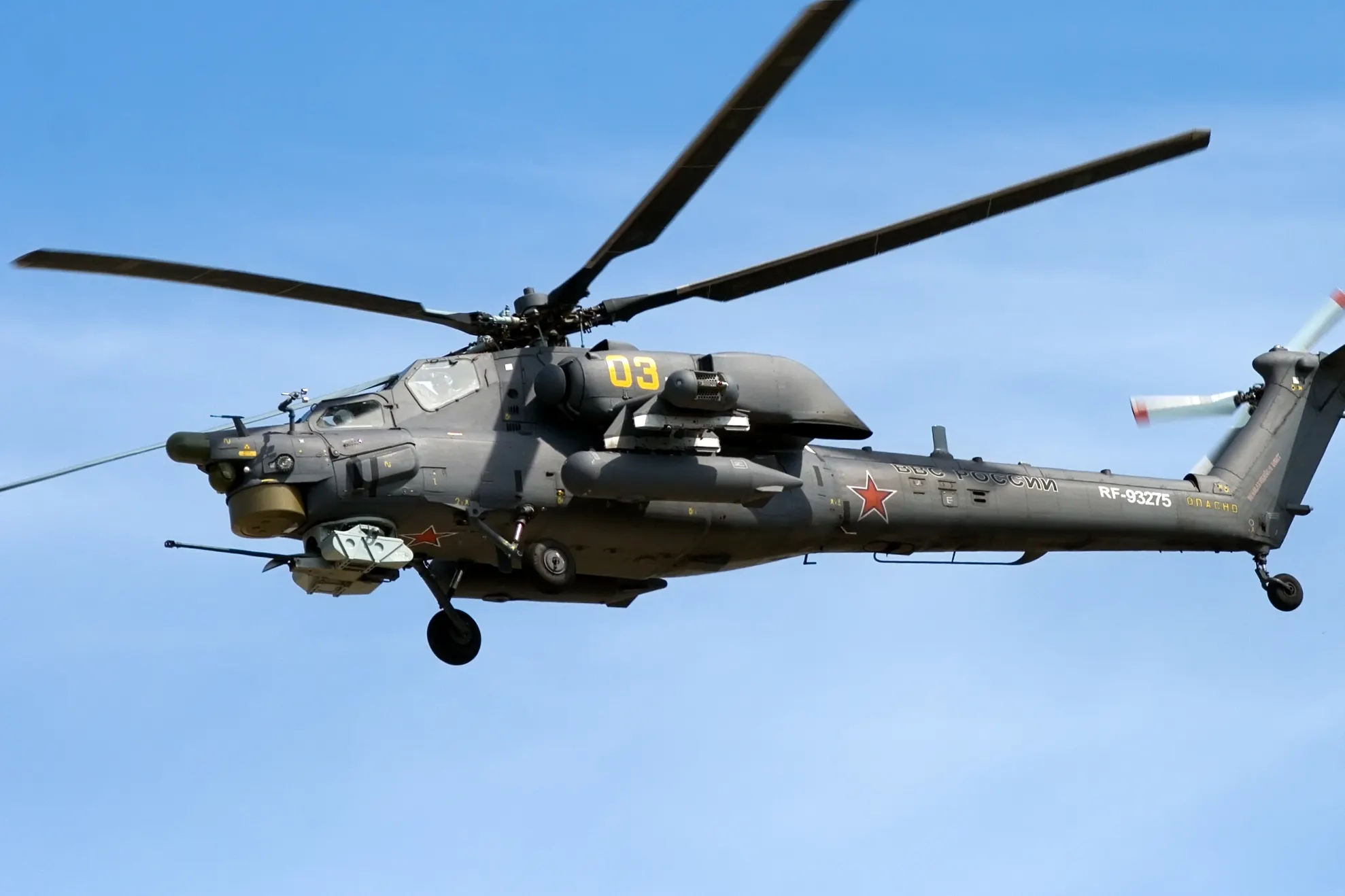 Un elicopter militar rus s-a prăbuşit. Furie la Kremlin