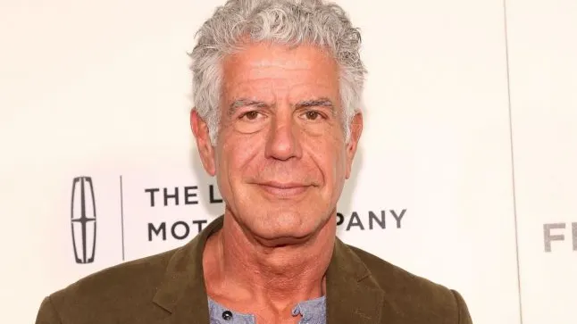 Experienţa dezastru a lui Anthony Bourdain în România, în 2008. Reportajul integral