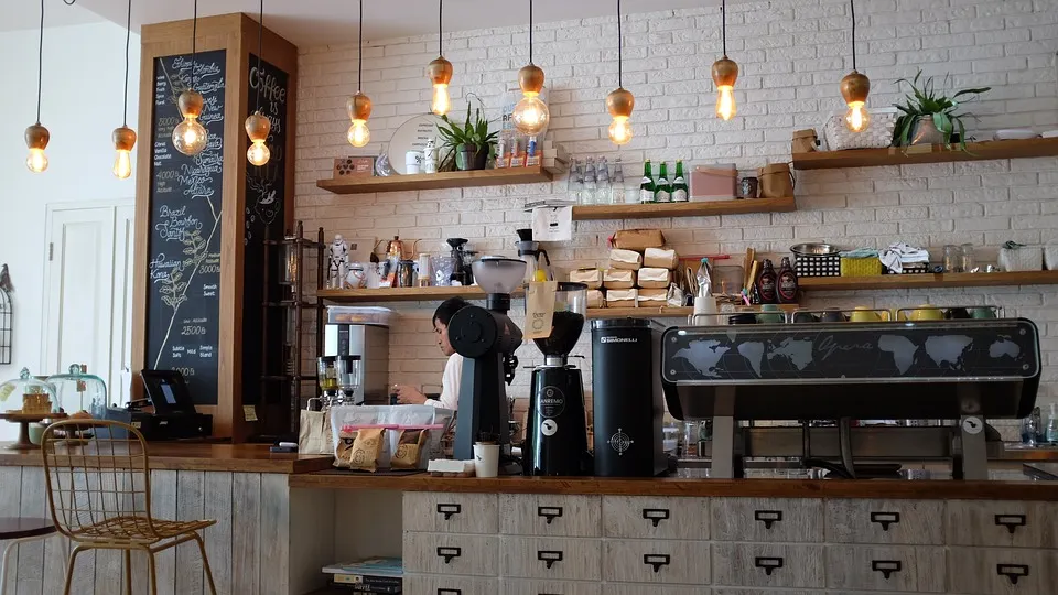 Ce poți păți dacă ești primul client, dimineața, într-un restaurant sau o cafenea