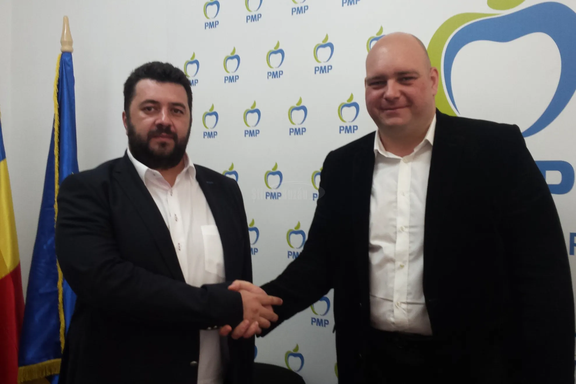 Doi senatori au plecat de la PMP la ALDE
