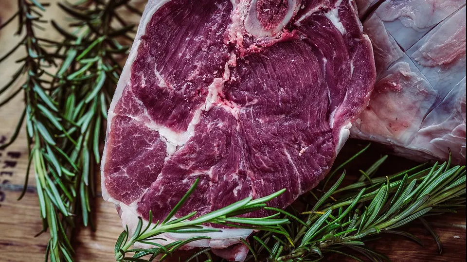 Adevărul despre carne. Cât timp se menține, de fapt, proaspătă în frigider