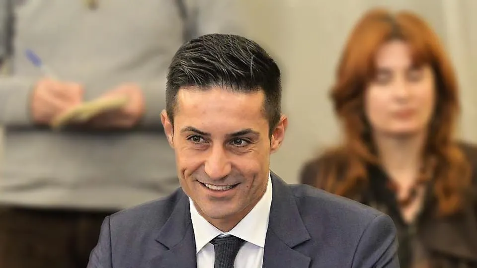 Spaima lui Claudiu Manda. Să nu fie fugărit cu furculița, prin Parlament, de către susținătorii USR