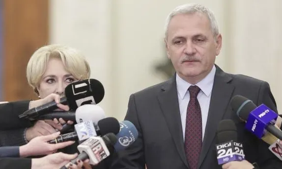 USR îi îndeamnă pe români să-şi ia zi liberă pentru a-l "înlătura" pe Liviu Dragnea