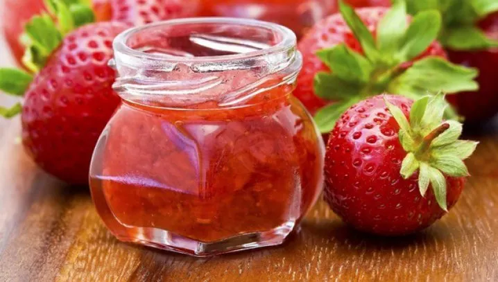 Dulceaţă de căpşuni. Reţeta clasică pe care o făceau bunicile noastre